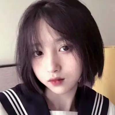 漂亮女生头像一个人保持着可爱的模样