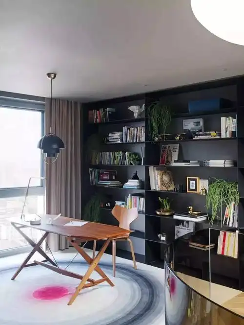 井柏然新家首登杂志闪瞎眼!尽显冷峻工业风!