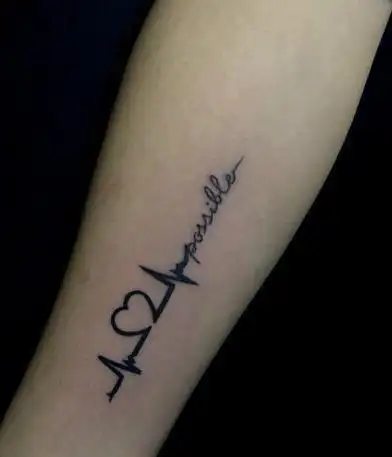 手臂漂亮唯美简单的心电图纹身图案