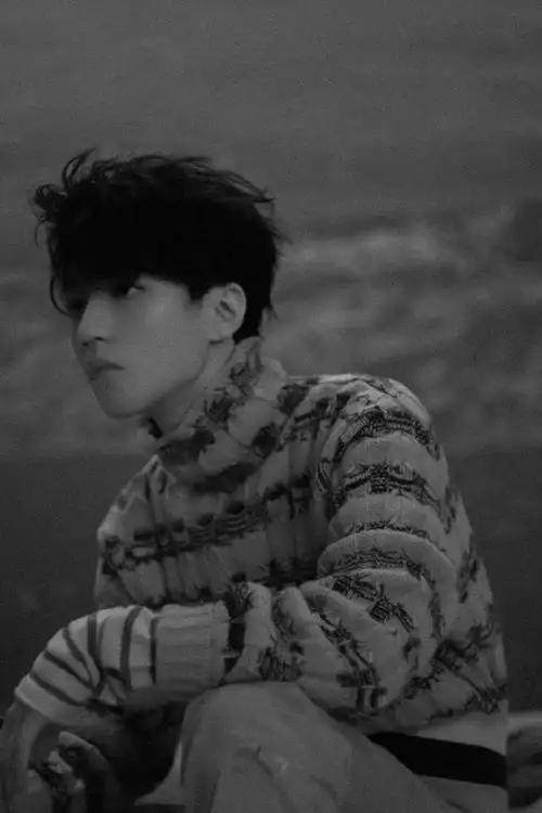 王俊凯侧脸生图9615这个颜我真的吃一辈子