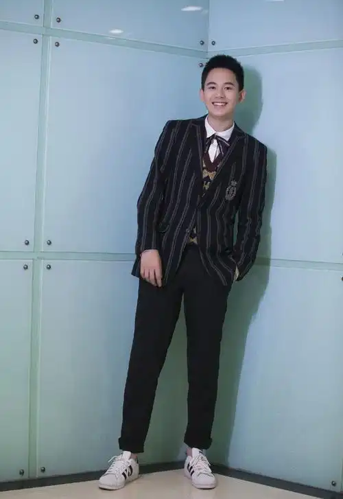 演员胡先煦图片