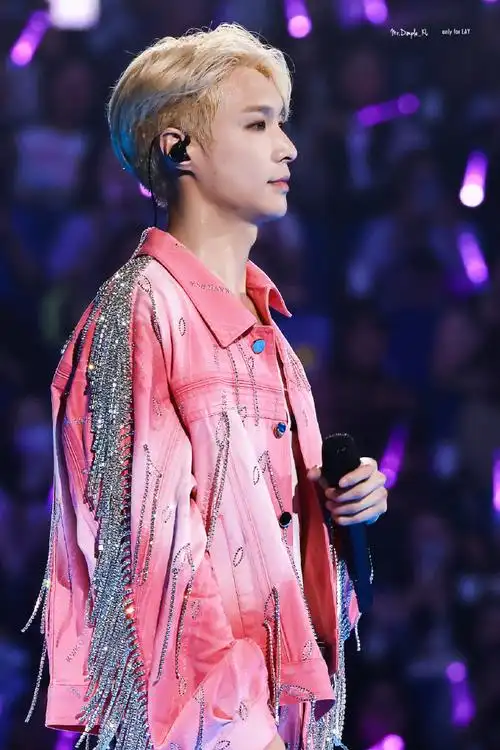 张艺兴[超话]##张艺兴1007生日快乐