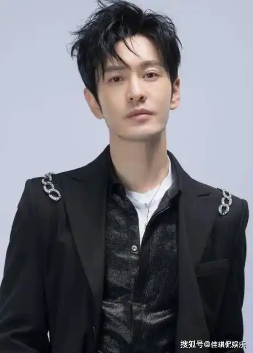 有一种"整容"叫黄晓明离婚,前妻杨颖变化不大,他却像换了个人