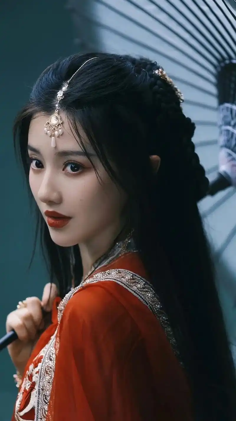 角大美女来啦.#莲花楼#角丽谯 #王鹤润 #壁纸 - 抖音