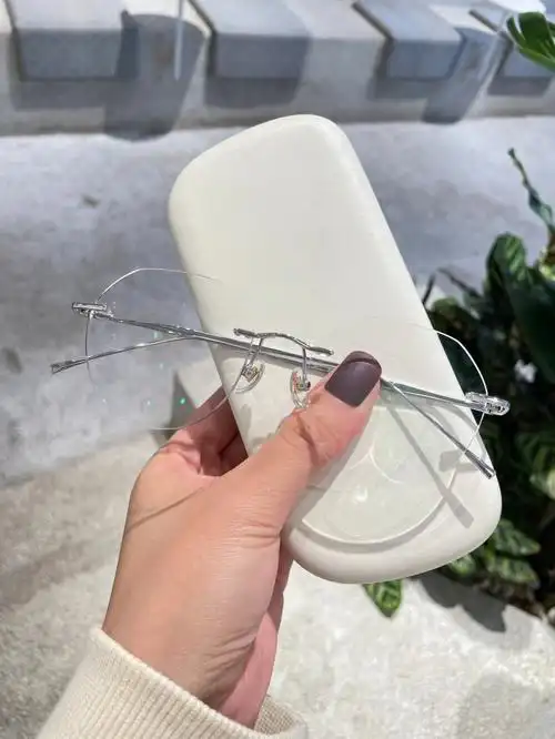 纯欲斯文白月光透明无框眼镜78超轻超干净