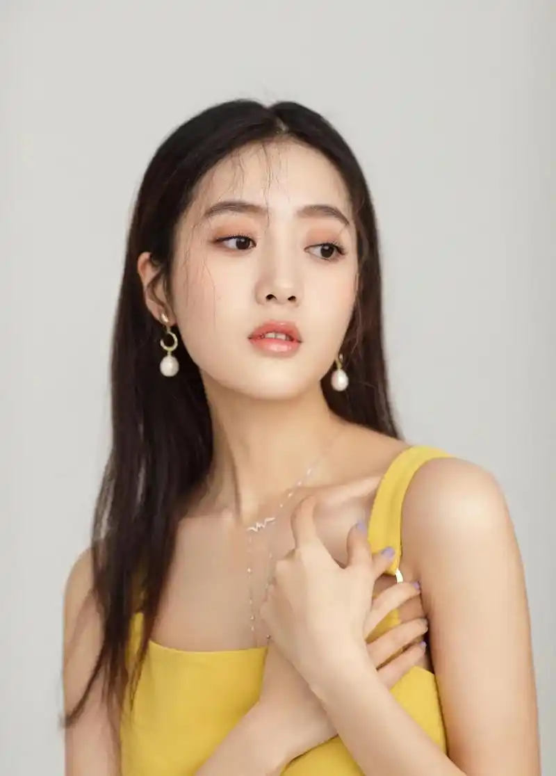 王梓薇,让人心动的甜美女孩