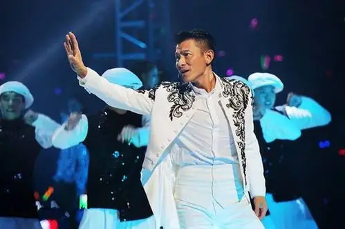 【阿炳娱乐】刘德华中国演唱会将于2019年展开内地巡演