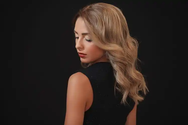 相关标签欧洲性感美女美丽秀发写真上一图集:欧洲乡野女孩朴素唯美