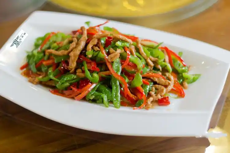 青椒肉丝 - 热菜类 - 菜品展示 - 马嘉楠清真餐饮