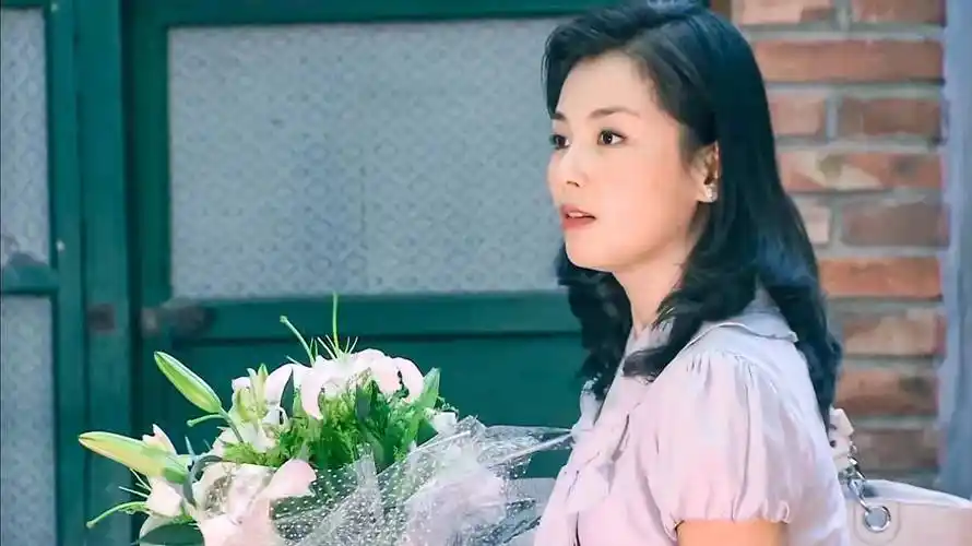 一人千面 - 寻桃纪邀你打开刘涛的角色万花筒_穆杉_爱情_工作