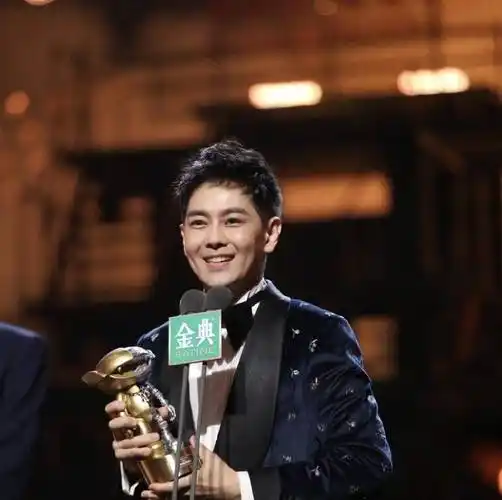 《披荆斩棘》林志颖冠军,苏有朋给他颁奖!陈楚生第4_舞台_节目_比赛