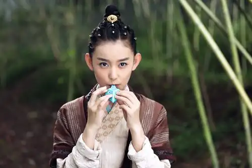 《哪吒降妖记》蒋依依变身大莲藕 降妖分队失忆再重逢