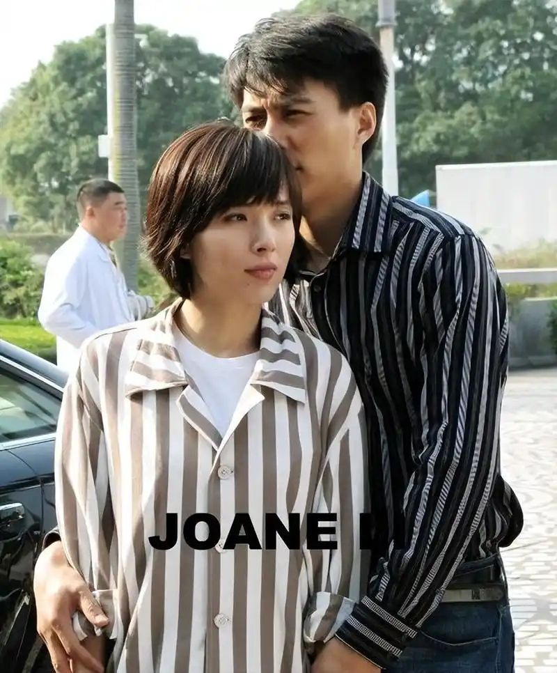 回顾老干部靳东与大9岁的江珊同居5年为何又转身娶了二婚的李佳