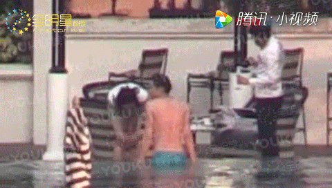 陈羽凡亲自请教了专家,为白百何量身定制了一套健身计划,帮助她指刺