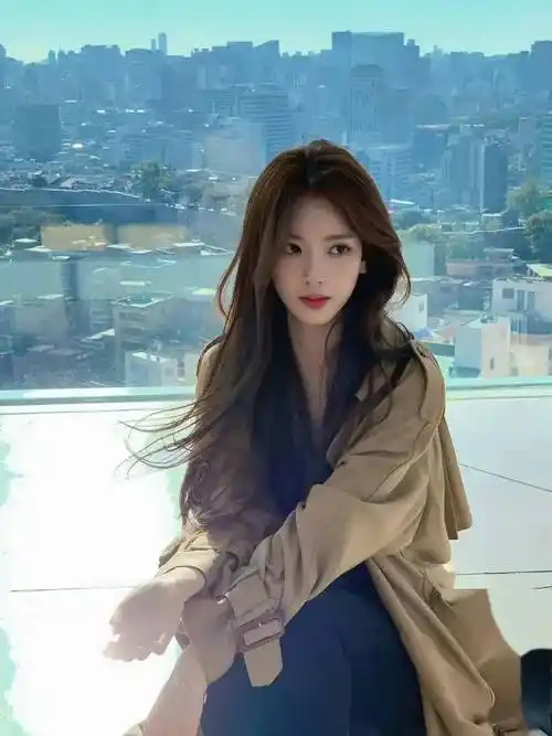 25岁孙一宁身材有多绝,好辣!思聪当了4年"舔狗"都没得手!