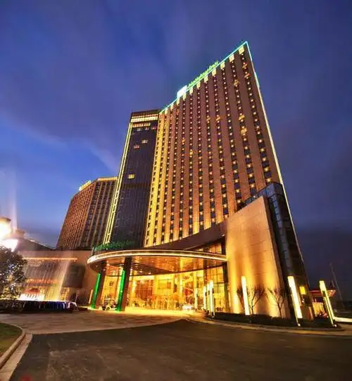 南通绿洲国际假日酒店