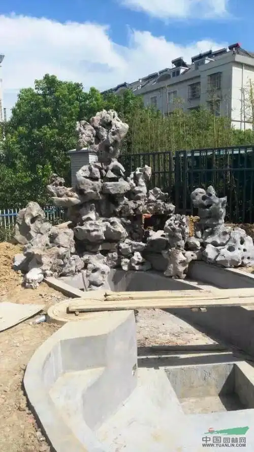 可供江苏安徽生态农庄精品太湖石假山图片