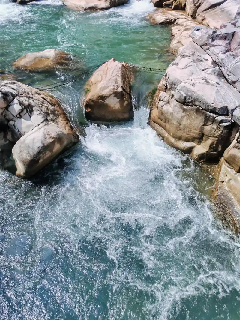 清澈见底的水 #聆听大自然的旋律 #宝泉秘境逍遥游 宝泉值得去的!