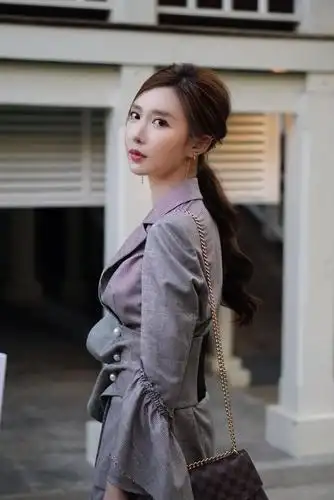 潘时七受邀出席泰旅晚宴 《延禧攻略》小嘉嫔蓄势待发