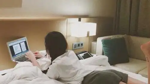 为什么女生住酒店,睡觉要开"厕所灯"?别等"吃亏"了才明白