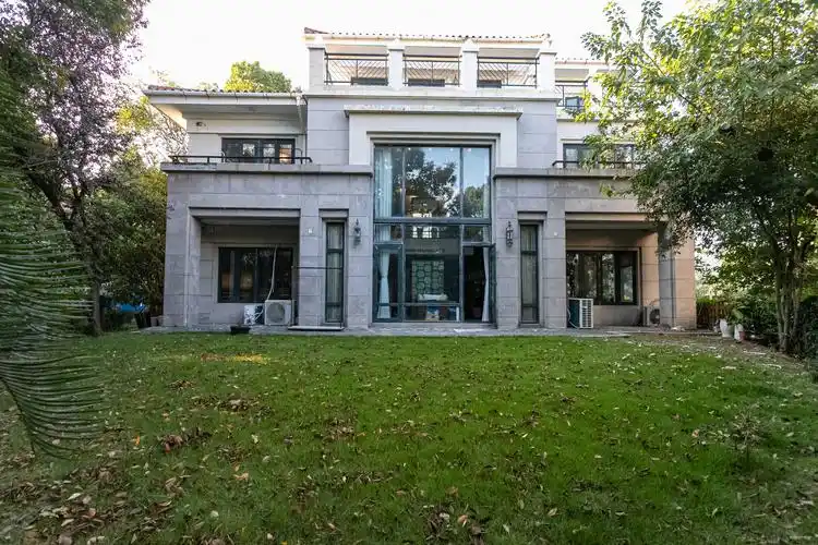 棕榈泉花园5室3厅4卫367.13㎡南5500万