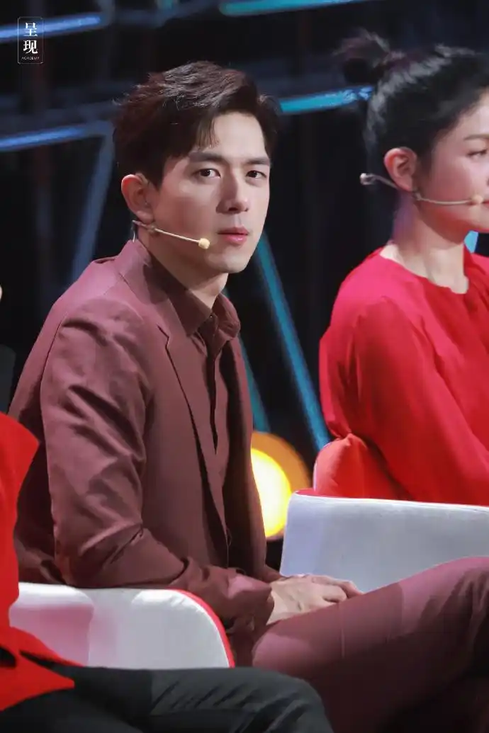 李现春晚直通车全程cut超甜的现男友精彩助梦瞬间