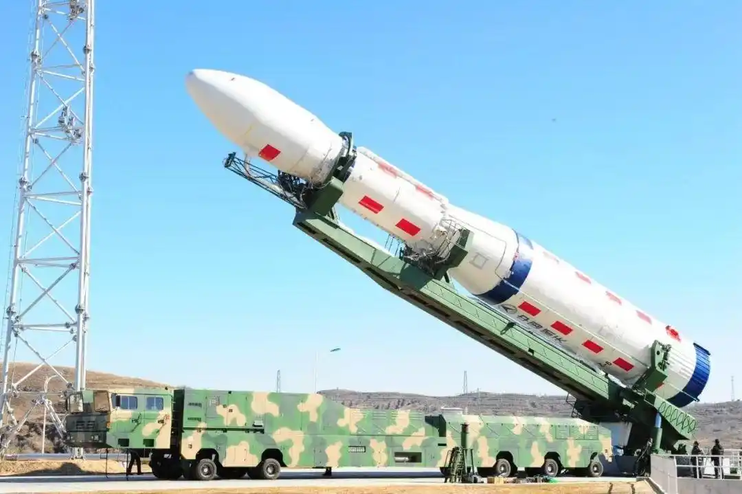 资料图片:长征六号运载火箭"多弹头技术研制的初衷就是为了提升导弹