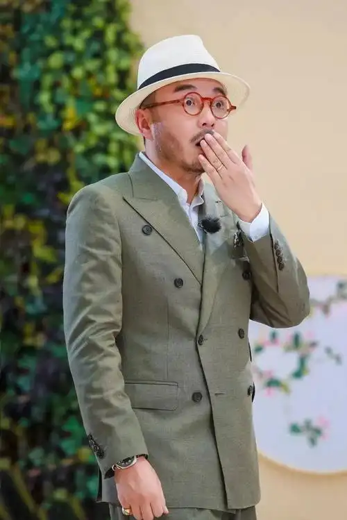 她们来了汪涵的胡子也留住了这很ok