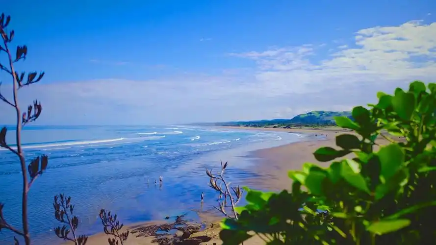 清新美好的大自然风景,这是51贴图网为你准备的电脑桌面壁纸,愿