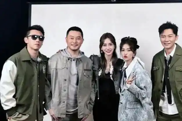 奔跑吧兄弟十二季官宣阵容最熟悉的面孔杨颖去哪了