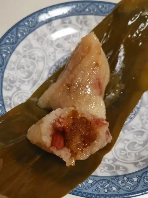 冻僵的粽子怎么用微波炉热 冰冻粽子微波炉加热多久才熟