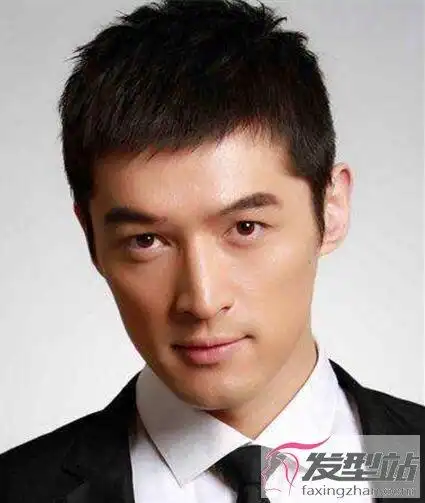 男生帅气平头发型 成熟稳重提升男人味