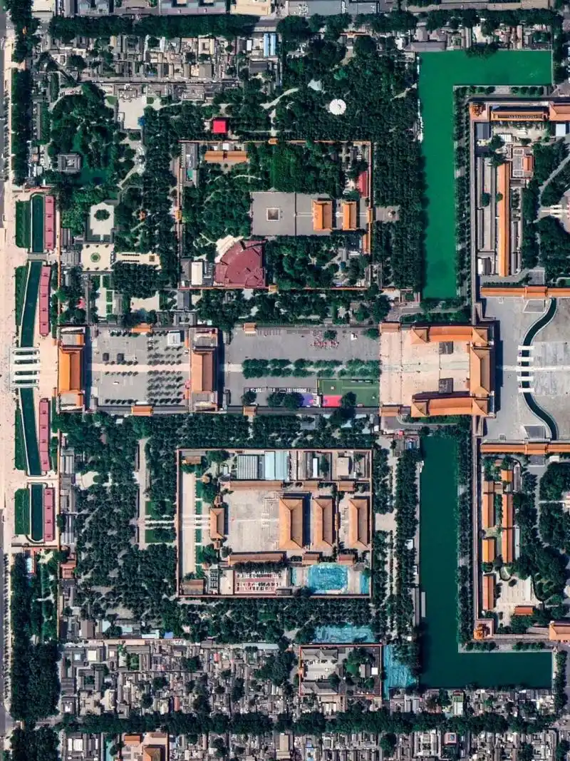 故宫超清全景卫星图 故宫全景卫星图涵盖了从天安门到景山一段完整的