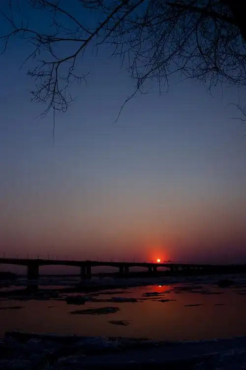 北方春天——松花江冰排