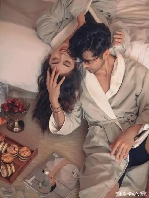 男人喜欢摸女人哪儿呢?抚摸女人这四个地方的男人,是爱吗?