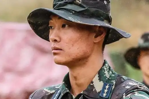 《真男2》新兵不舍刘队长 铁血教官留下男儿泪|真正男子汉_网易娱乐