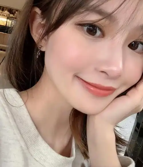 建议女人:每天睡前除了洗脸,还要多做几个步骤,皮肤能光滑细腻