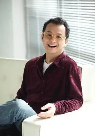 "鲜肉收割机"萧亚轩:坐拥10亿遗产,她的开心你想象不到