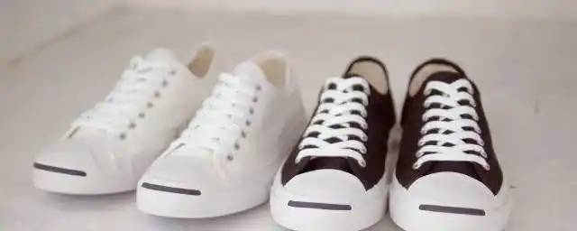 白色帆布鞋怎么清洗 白色帆布鞋怎么洗才会白