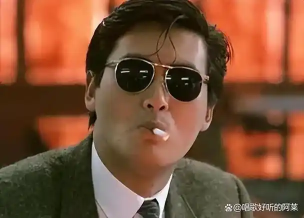 68岁周润发,已经老得认不出,他还扬言:死后财产全部捐献