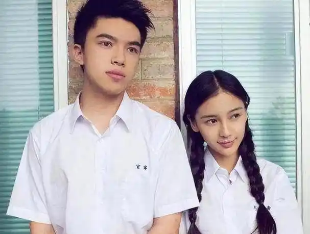 杨颖妈妈董菊英:35年前跟混血另一半结婚,为何让女儿去当嫩模?