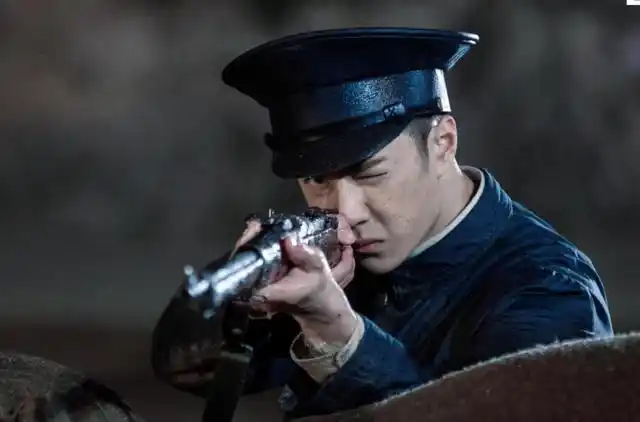 电视剧《抉择》,真正的理想,即使在无尽深渊也会熊熊燃烧