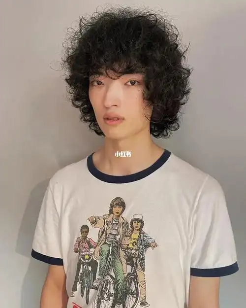 17岁男生烫头发