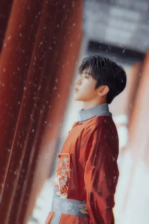 蔡徐坤 遇见天坛 王爷 - 堆糖,美图壁纸兴趣社区