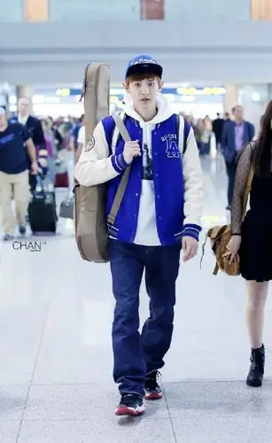 大海啊全是水 朴灿烈呀全是腿