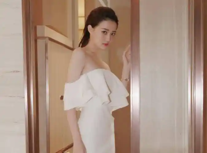 分手了之后徐璐事业也没起色,恋情也没有了动态