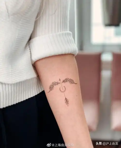女生小清新纹身图案