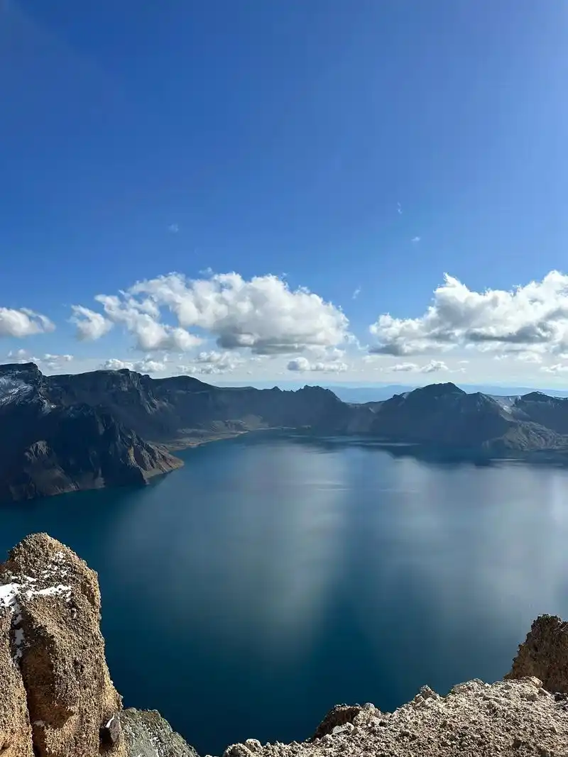 云雾缭绕人间仙境 大美长白山北区北坡景点随拍 - 抖音