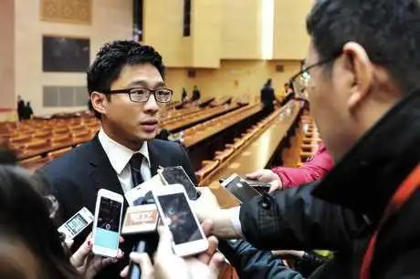 霍启山建议广东发展邮轮游艇旅游