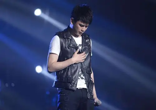 的观众应该都对张恒远挺熟悉的,作为第二季《中国好声音》的总亚军